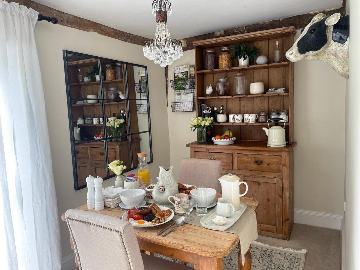 Bed and Breakfast Church Farm Thurlton Экстерьер фото