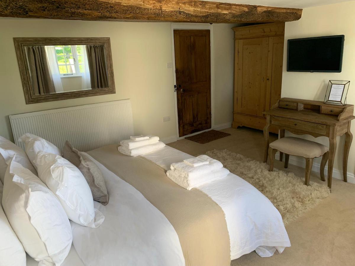 Bed and Breakfast Church Farm Thurlton Экстерьер фото